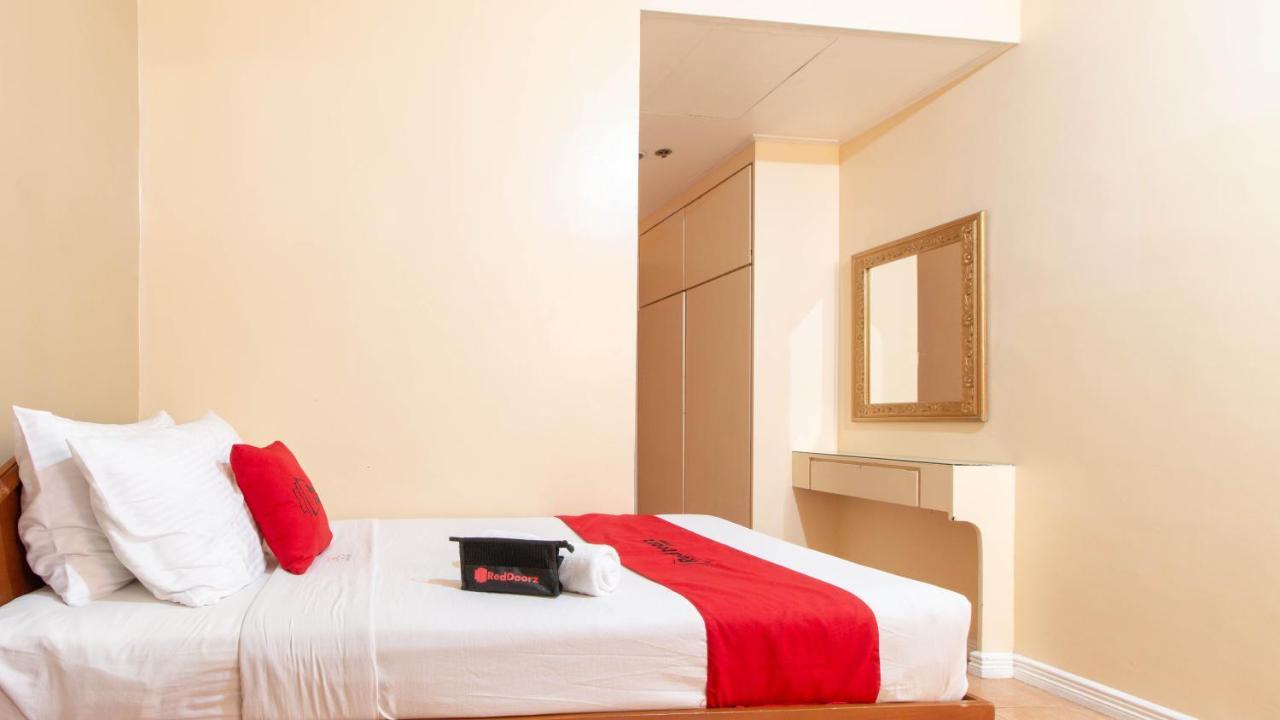 Hotel Reddoorz @ Downtown Tacloban Exterior foto